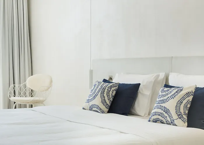 호텔 Mykonos Dove Beachfront 5*