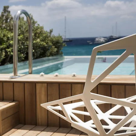 Mykonos Dove Beachfront Hotel