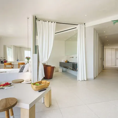 Hotel Mykonos Dove Beachfront 5*