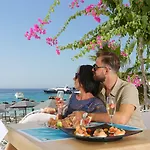Hotel Mykonos Dove Beachfront 5*