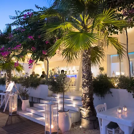 Mykonos Dove Beachfront Отель