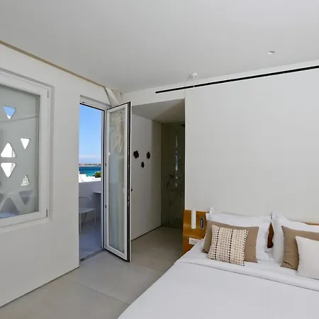 Mykonos Dove Beachfront Отель Платис Ялос