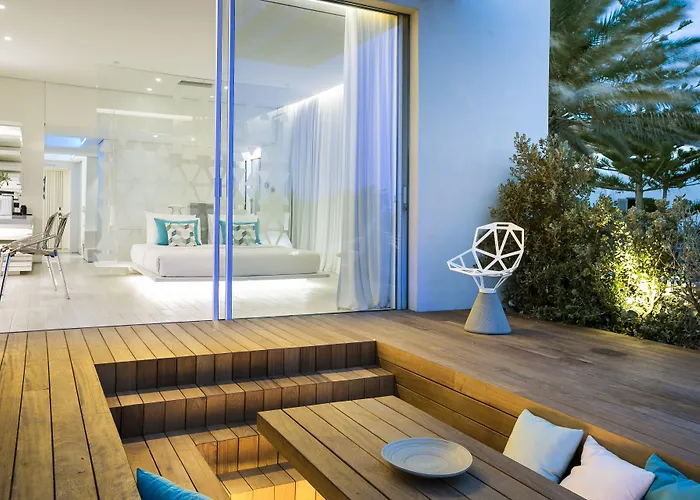 ホテル Mykonos Dove Beachfront 5*